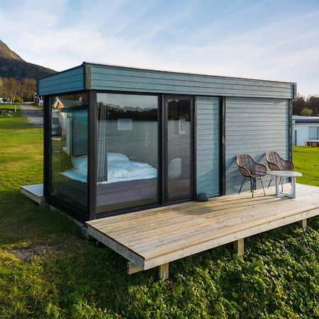 Cool Cabins Sandhornoy Lekanger Exteriör bild